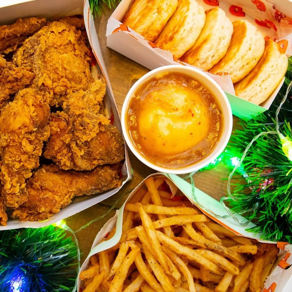 Popeyes® (Dufferin & Yorkdale) | restaurant | 3317 Dufferin St, Toronto, ON M6A 2T7, Canada | 6473434100 OR +1 647-343-4100