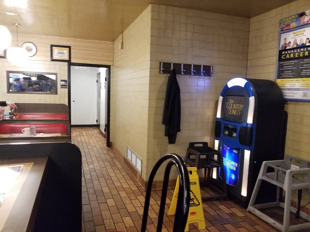 Waffle House | meal takeaway | 1675 E Market St, Harrisonburg, VA 22801, USA | 5404336512 OR +1 540-433-6512