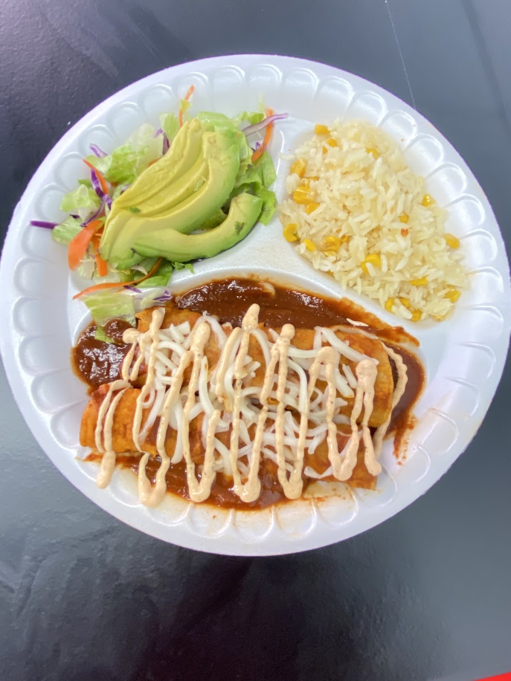 Zepedas kitchen | restaurant | 11402 S Main St, Los Angeles, CA 90061, USA | 3232716324 OR +1 323-271-6324