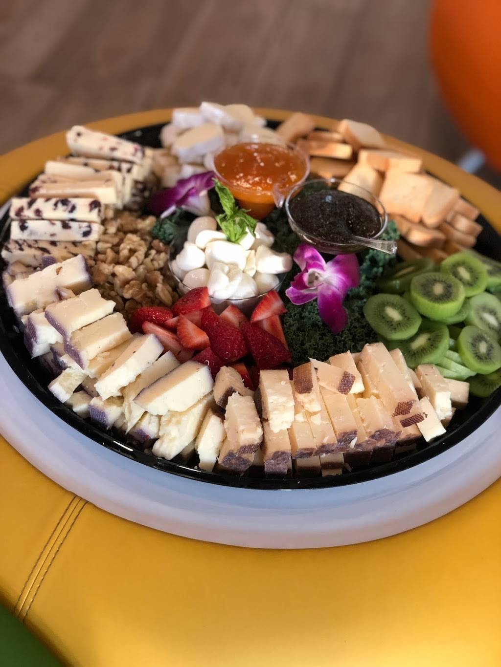 Elia Cafe at Pinecrest | restaurant | 5855 SW 111th St, Miami, FL 33156, USA | 3056398286 OR +1 305-639-8286