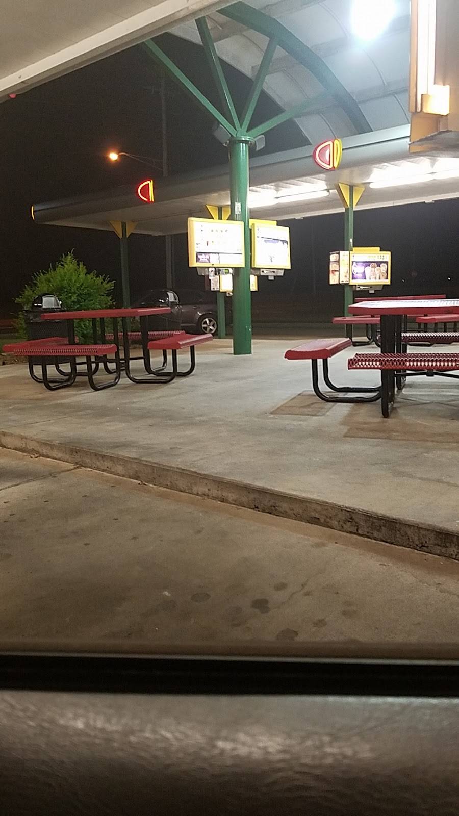 Sonic Drive-In | restaurant | 750 Main St, Greenville, KY 42345, USA | 2703770074 OR +1 270-377-0074