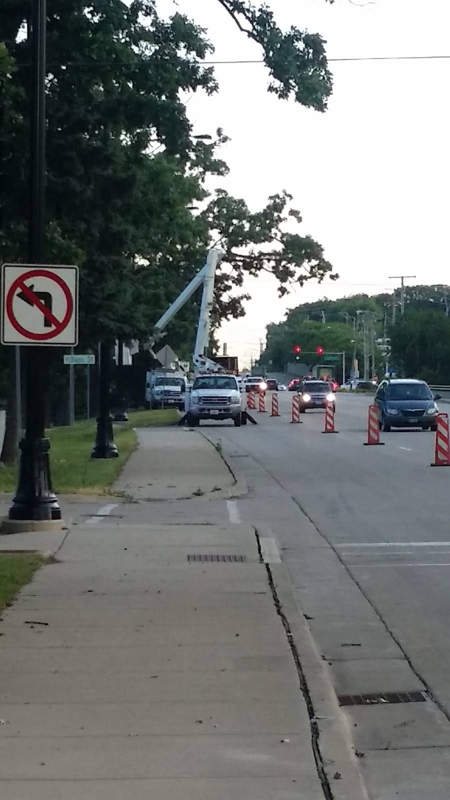 Marks on 59 | restaurant | 714 Cottage St, Shorewood, IL 60404, USA | 8157443043 OR +1 815-744-3043