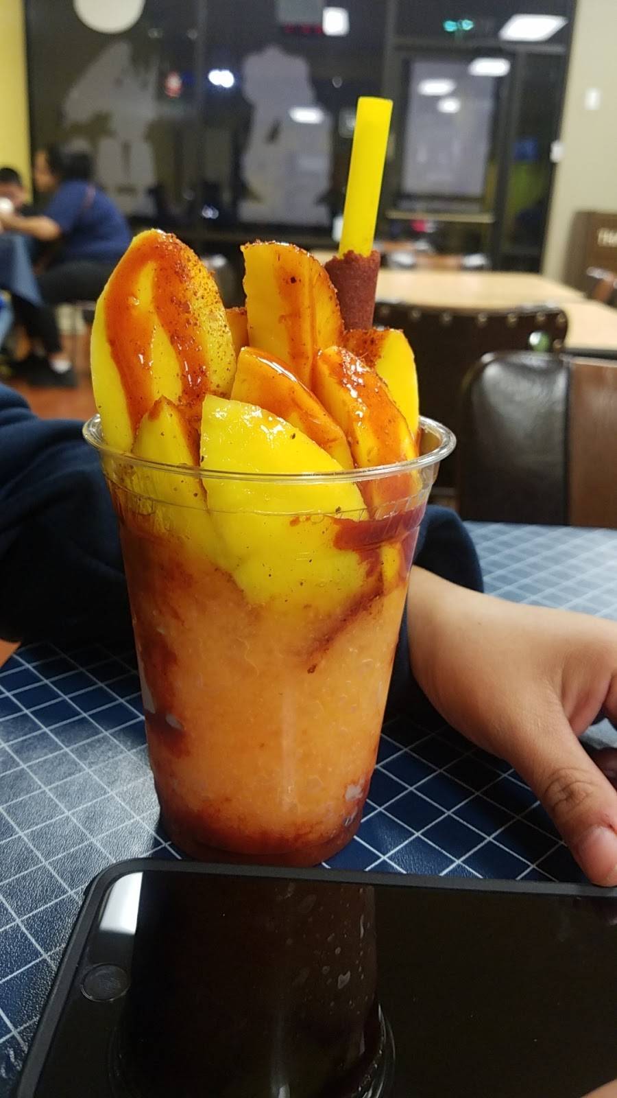 Paleteria La Estación | restaurant | 960 N Walnut Creek Dr #106, Mansfield, TX 76063, USA | 4694220578 OR +1 469-422-0578