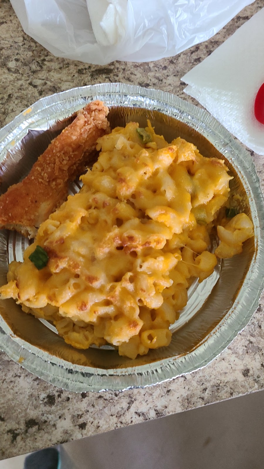 Trays Cookout | restaurant | 10401 US-441 Suite 82, Leesburg, FL 34788, USA | 3525301346 OR +1 352-530-1346