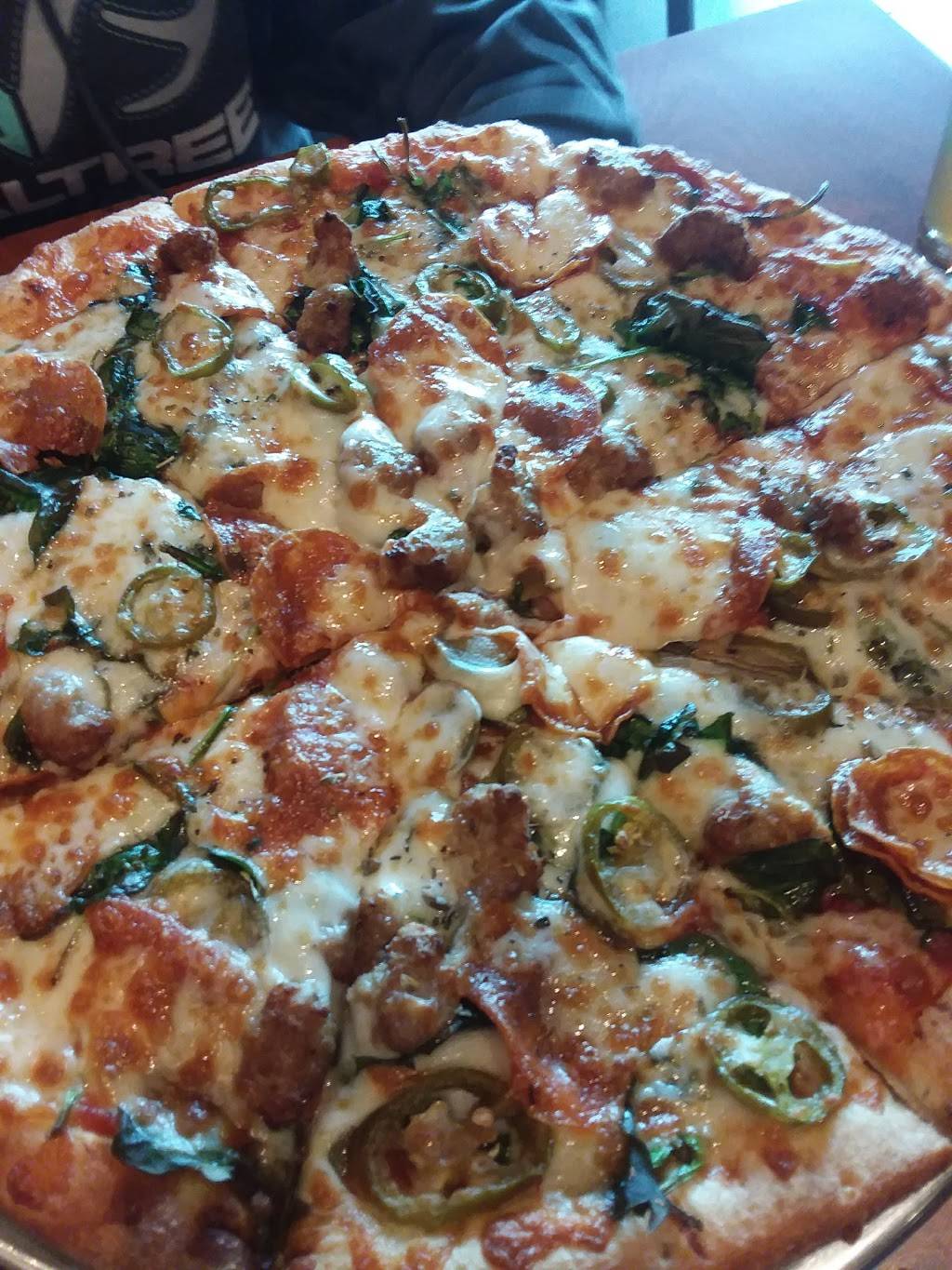 Pizza Lounge | restaurant | 10555 Pearland Pkwy j, Houston, TX 77089, USA | 7133802899 OR +1 713-380-2899