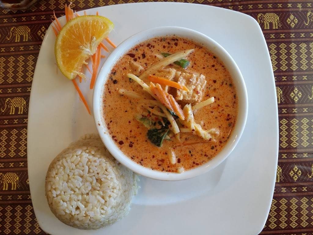 Thai Sawatdee | restaurant | 3064 Healy Dr, Winston-Salem, NC 27103, USA | 3367604455 OR +1 336-760-4455