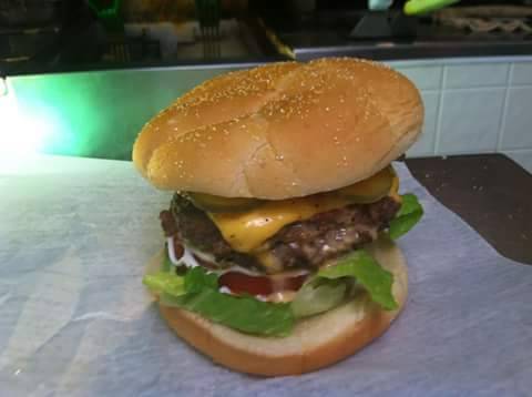 Papa Joes | restaurant | 13280 FL-19, Fort McCoy, FL 32134, USA | 3526853663 OR +1 352-685-3663