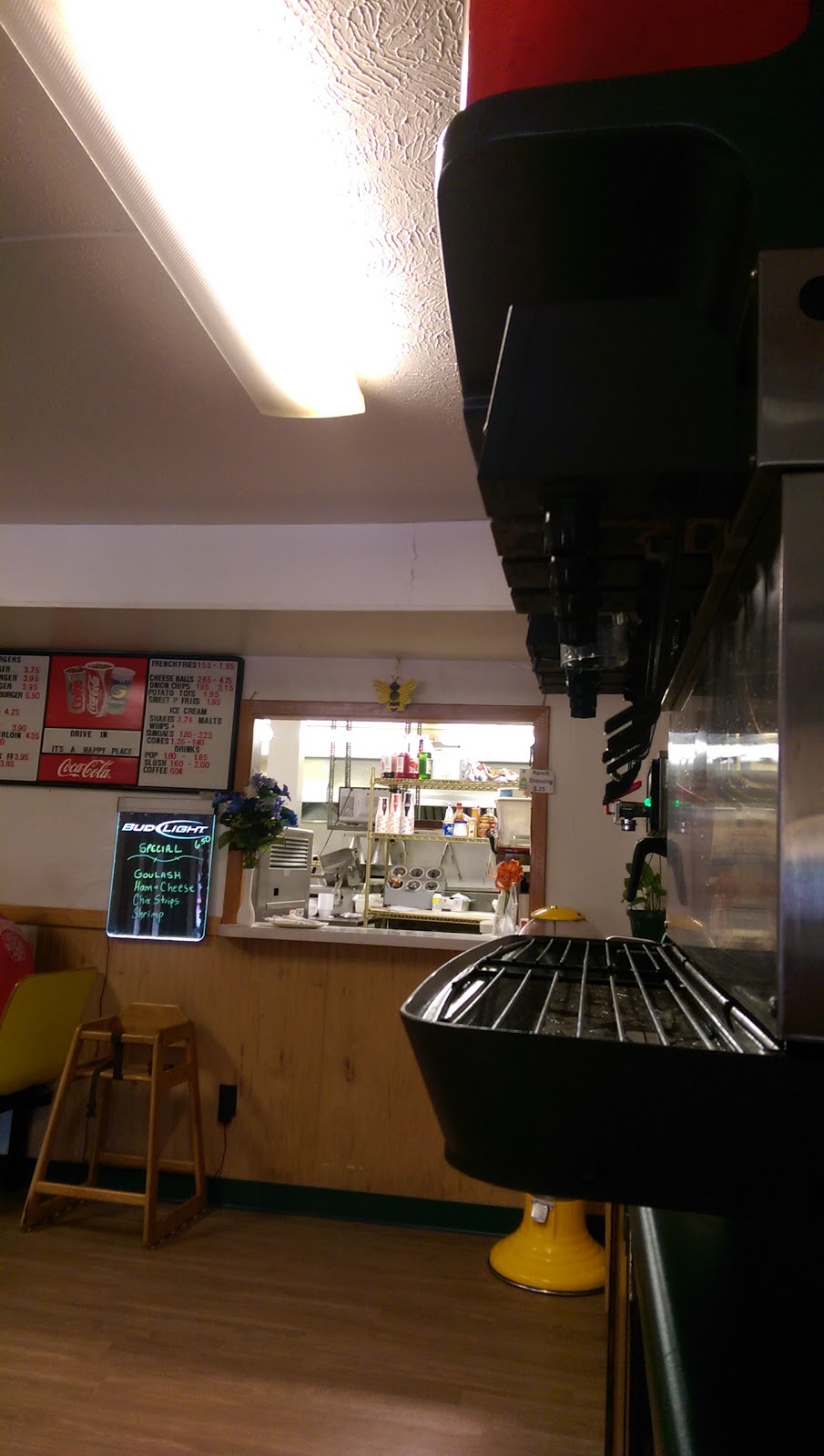 The Drive In | restaurant | 1123 Avenue E, Hawarden, IA 51023, USA | 7125514777 OR +1 712-551-4777