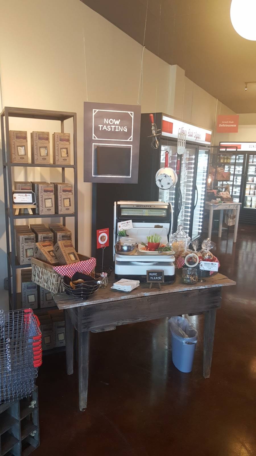 Donovans Dish | meal takeaway | 10251 Little Brier Creek Ln #107, Raleigh, NC 27617, USA | 9844391516 OR +1 984-439-1516