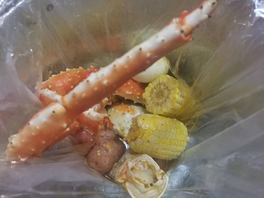 J&C Seafood | restaurant | 1944 Hoover Ct, Hoover, AL 35226, USA | 2055185699 OR +1 205-518-5699