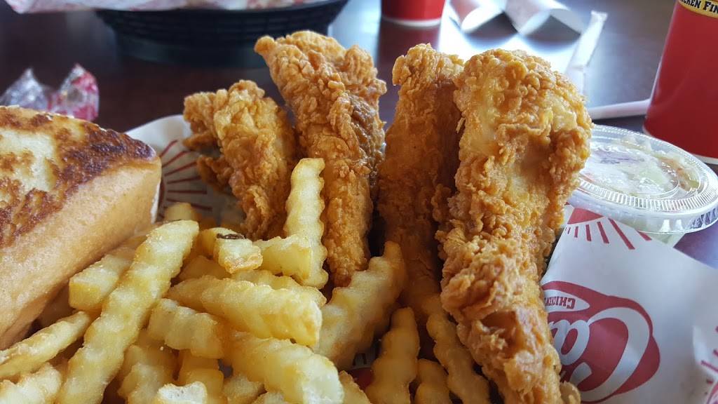 Raising Canes Chicken Fingers | meal takeaway | 6199 S Virginia St, Reno, NV 89502, USA | 7758532263 OR +1 775-853-2263