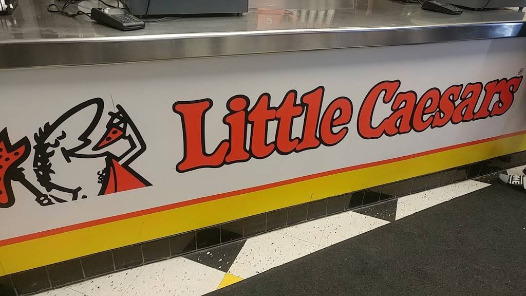 Little Caesars Pizza | meal takeaway | 270 Bleams Rd, Kitchener, ON N2C 2K6, Canada | 5198951761 OR +1 519-895-1761
