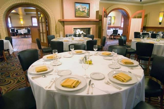 Bravo! Restaurant & Cafe | restaurant | 5402 Portage Rd, Portage, MI 49002, USA | 2693447700 OR +1 269-344-7700