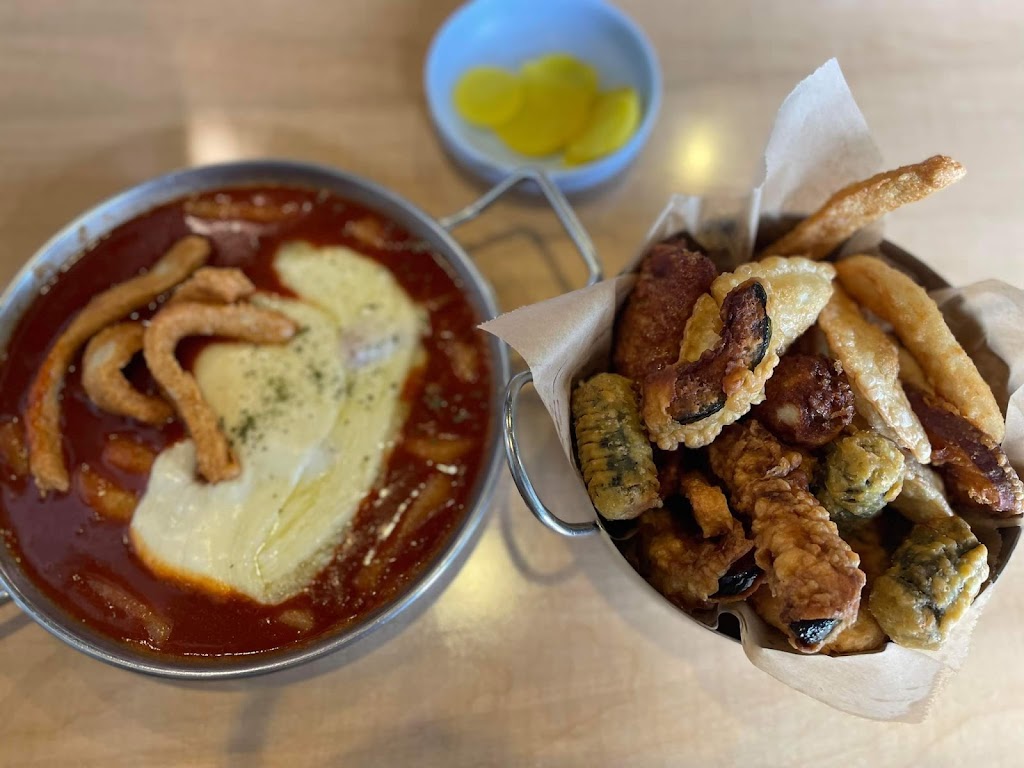 Sinjeon Food Sys SD 신전 떡볶이 | restaurant | 4233 Convoy St, San Diego, CA 92111, USA | 8585732511 OR +1 858-573-2511