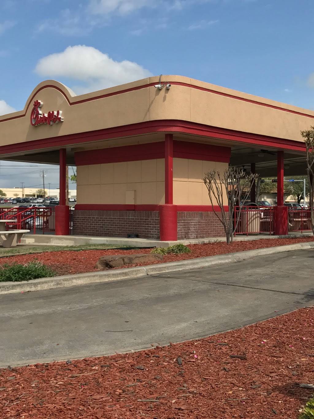 Chick-fil-A | restaurant | 3306 S 31st St, Temple, TX 76502, USA | 2547781889 OR +1 254-778-1889