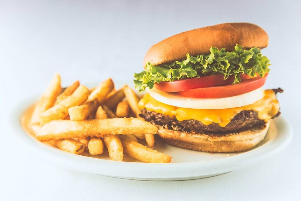 Sportsmens Den | restaurant | 15001 Sibley Rd, Riverview, MI 48193, USA | 7344794800 OR +1 734-479-4800