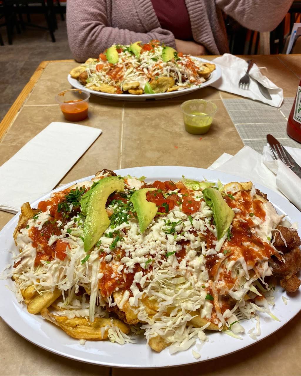 Los Amigos Restaurant | restaurant | 10220 E. 24 Hwy., Independence, MO 64053, USA | 8168775490 OR +1 816-877-5490
