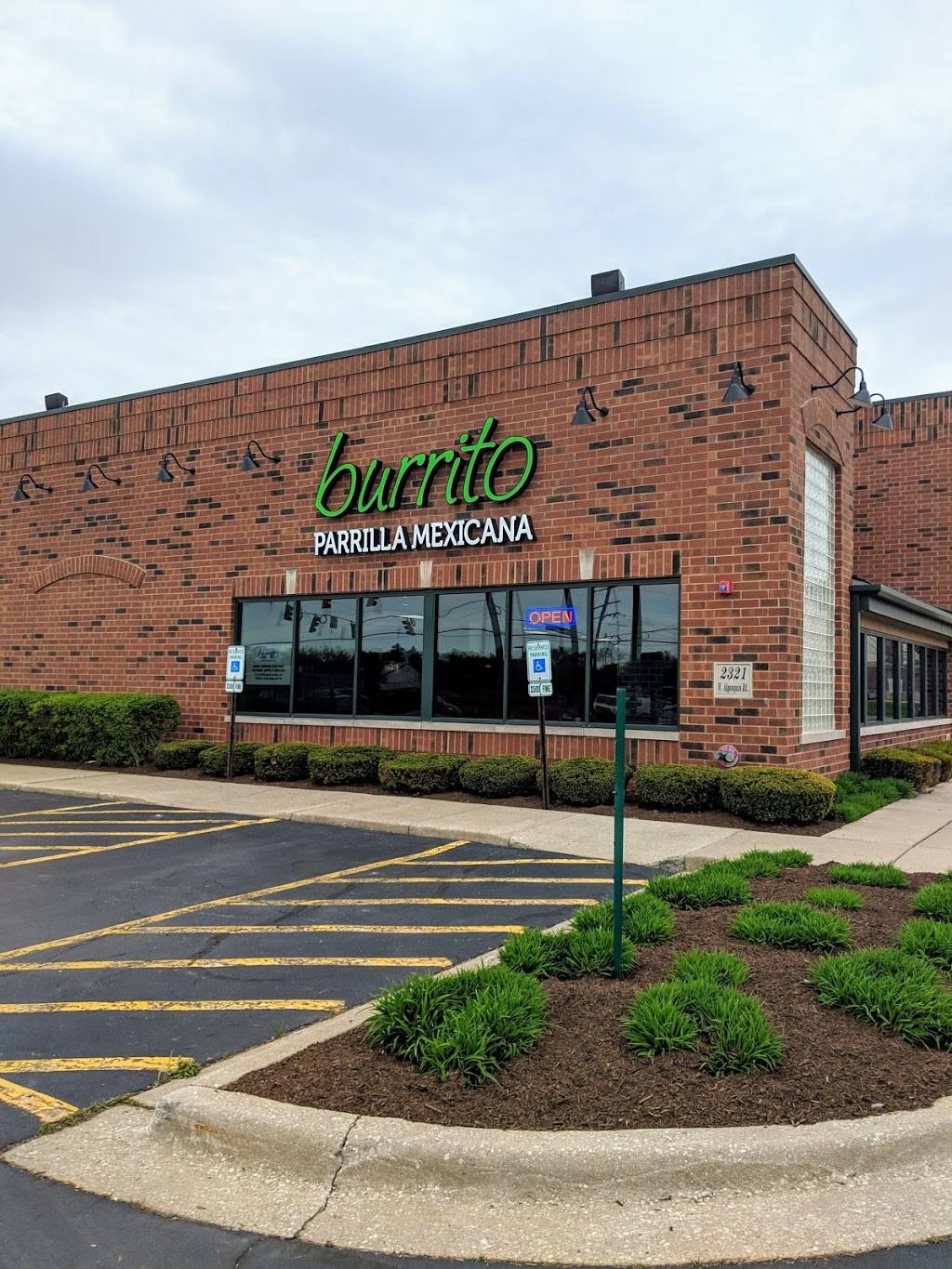 Burrito Parrilla Mexicana - Algonquin | restaurant | 2321 W Algonquin Rd, Algonquin, IL 60102, USA | 2242418443 OR +1 224-241-8443