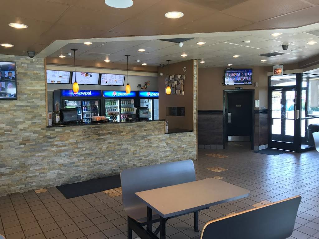 Chicagos Chicken Coop 87th Street | restaurant | 3300 W 87th St, Chicago, IL 60652, USA | 7737789000 OR +1 773-778-9000