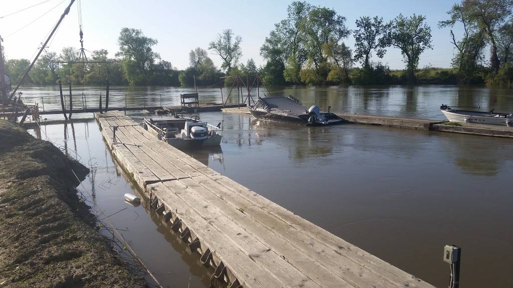 Grimes Boat Landing | restaurant | 1658 CA-45, Grimes, CA 95950, USA | 5304372333 OR +1 530-437-2333