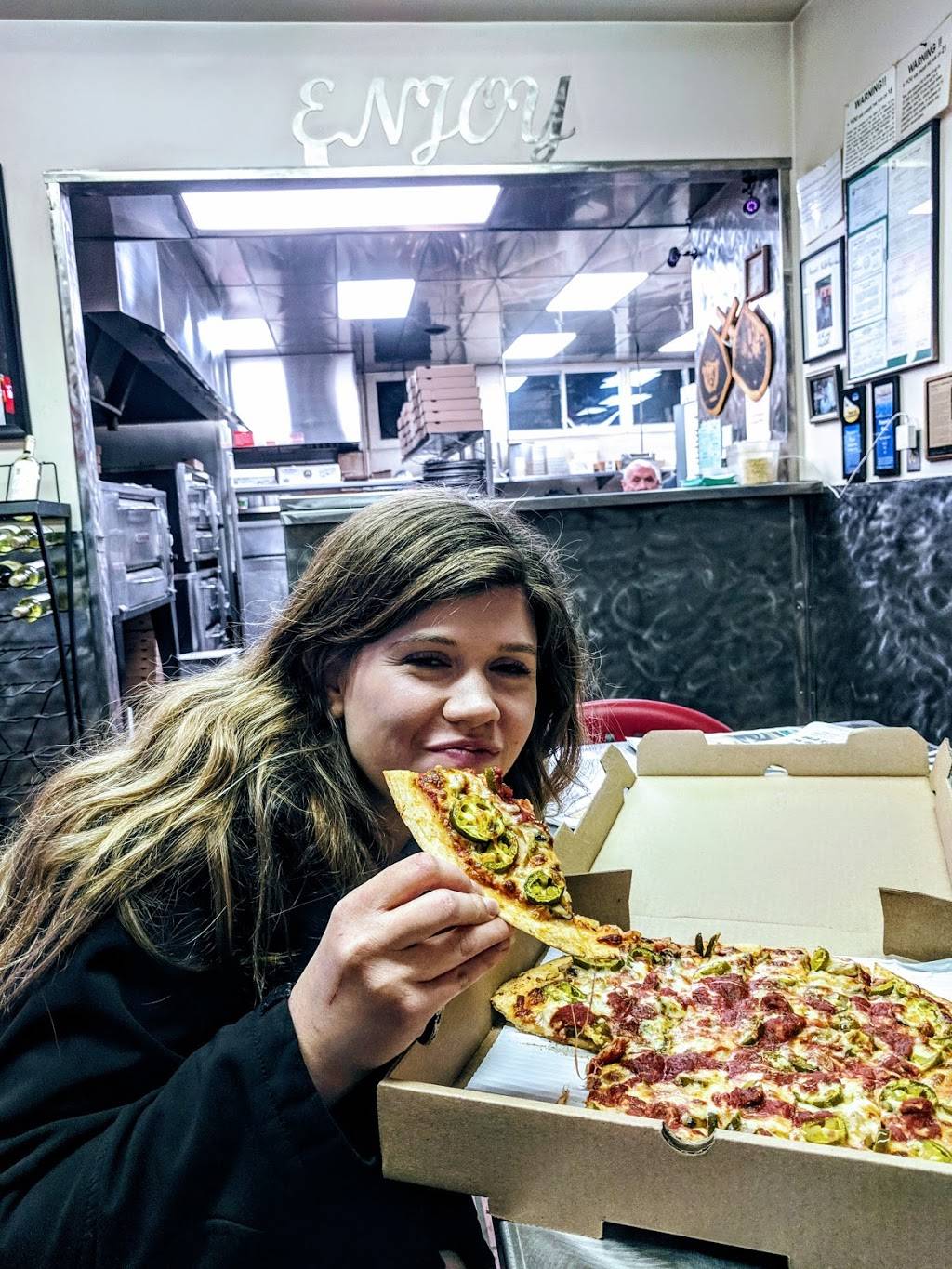 Panzeras Pizza | restaurant | 1354 Grandview Ave, Columbus, OH 43212, USA | 6144865951 OR +1 614-486-5951