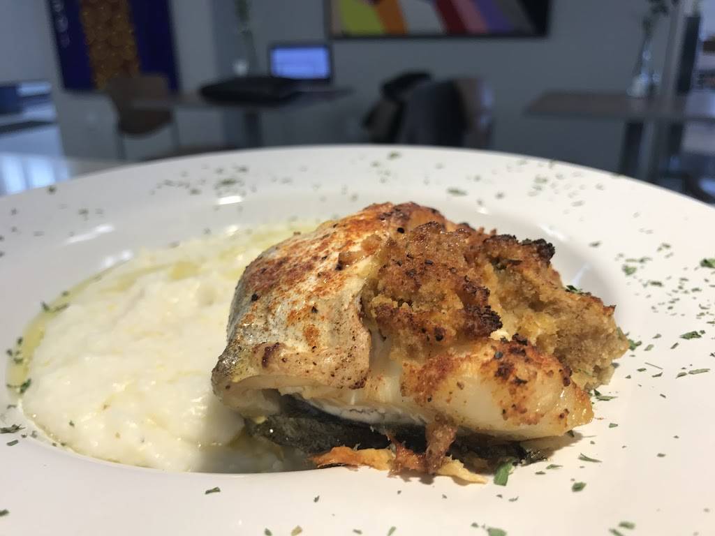 Manna @ Northland | restaurant | 683 Northland Ave, Buffalo, NY 14211, USA | 7162532100 OR +1 716-253-2100