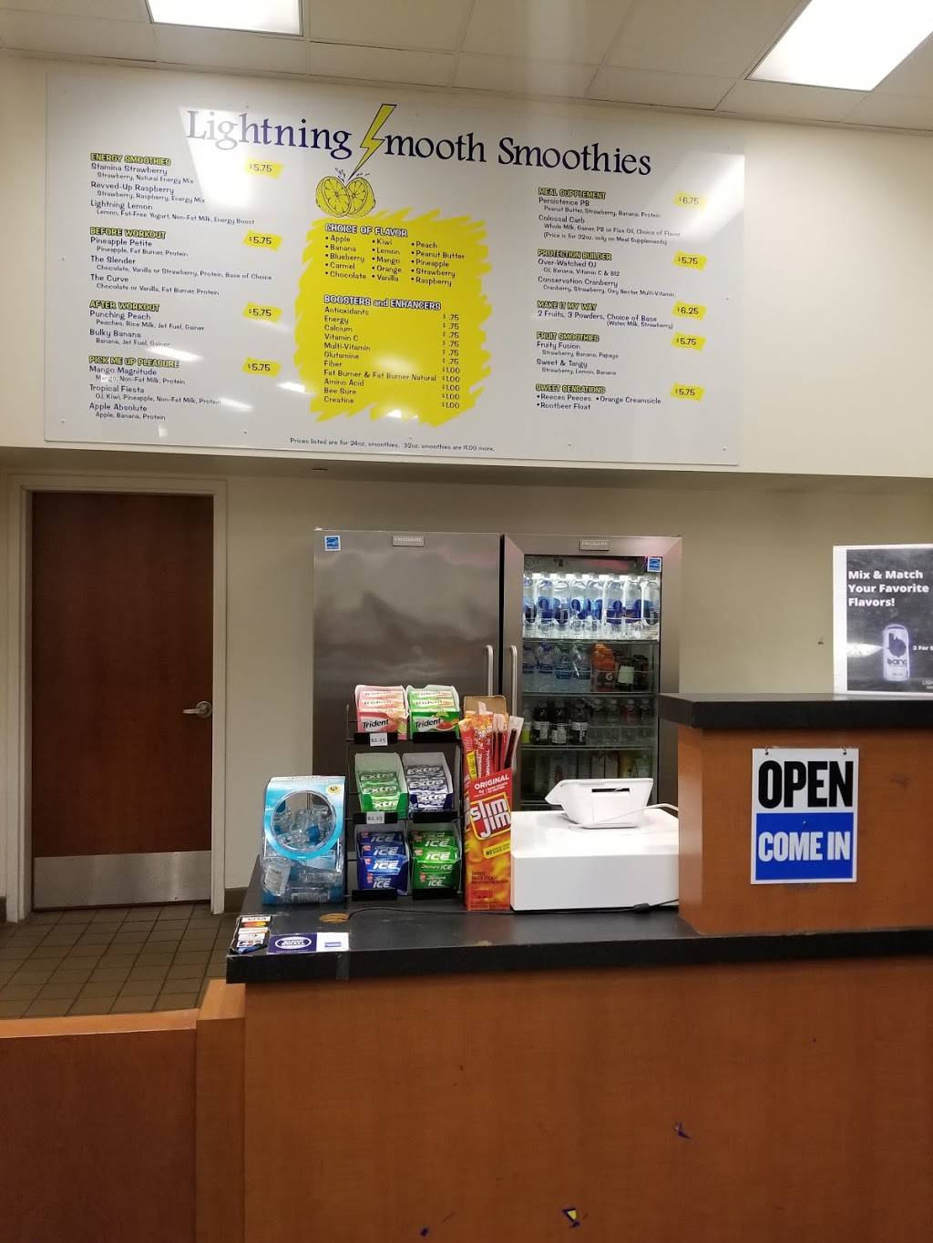 Lightning Smooth Smoothies | restaurant | Inside LA Fitness, 27417 Pacific Hwy S, Federal Way, WA 98003, USA | 2535297154 OR +1 253-529-7154