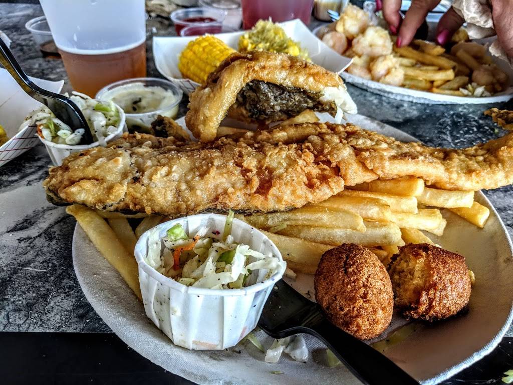 Bowens Island Restaurant | restaurant | 1870 Bowens Island Rd, Charleston, SC 29412, USA | 8437952757 OR +1 843-795-2757