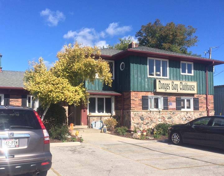 Lauras DBC Bar & Grill | meal takeaway | 7520 W Donges Bay Rd, Mequon, WI 53092, USA | 2622381733 OR +1 262-238-1733