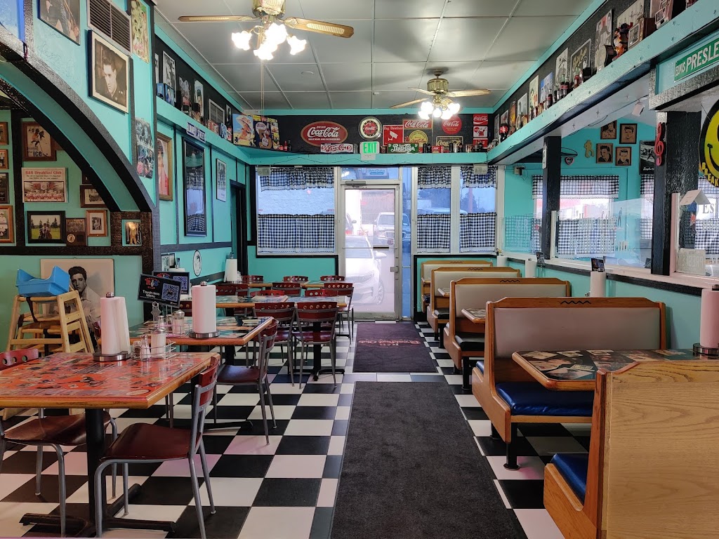 R&B Breakfast Club | restaurant | 2102 E Lincolnway, Cheyenne, WY 82001, USA | 3074330023 OR +1 307-433-0023