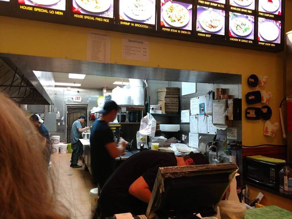 Panda House | restaurant | 3925 Cleveland Hwy, Dalton, GA 30721, USA | 7068525566 OR +1 706-852-5566