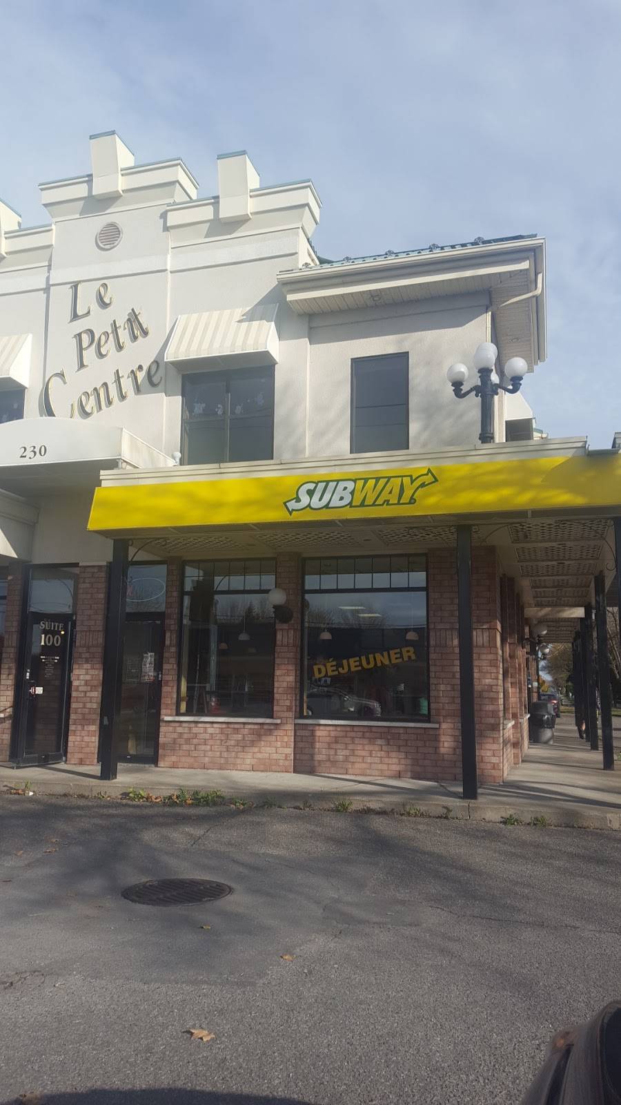 Subway | restaurant | 230 Boulevard Saint-Jean-Baptiste #101, Châteauguay, QC J6K 3B8, Canada | 4506995808 OR +1 450-699-5808