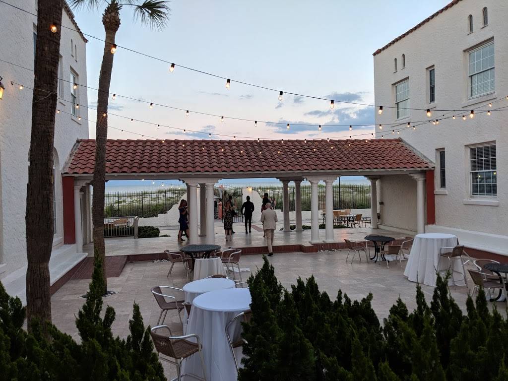 Casa Marina Hotel and Restaurant | restaurant | 691 1st St N, Jacksonville Beach, FL 32250, USA | 9042700025 OR +1 904-270-0025