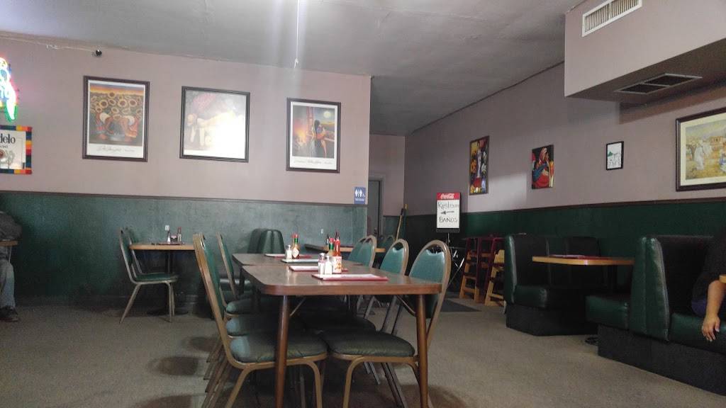 Velascos Mexican Restaurant | restaurant | 641 Academy Ave, Sanger, CA 93657, USA | 5598762666 OR +1 559-876-2666