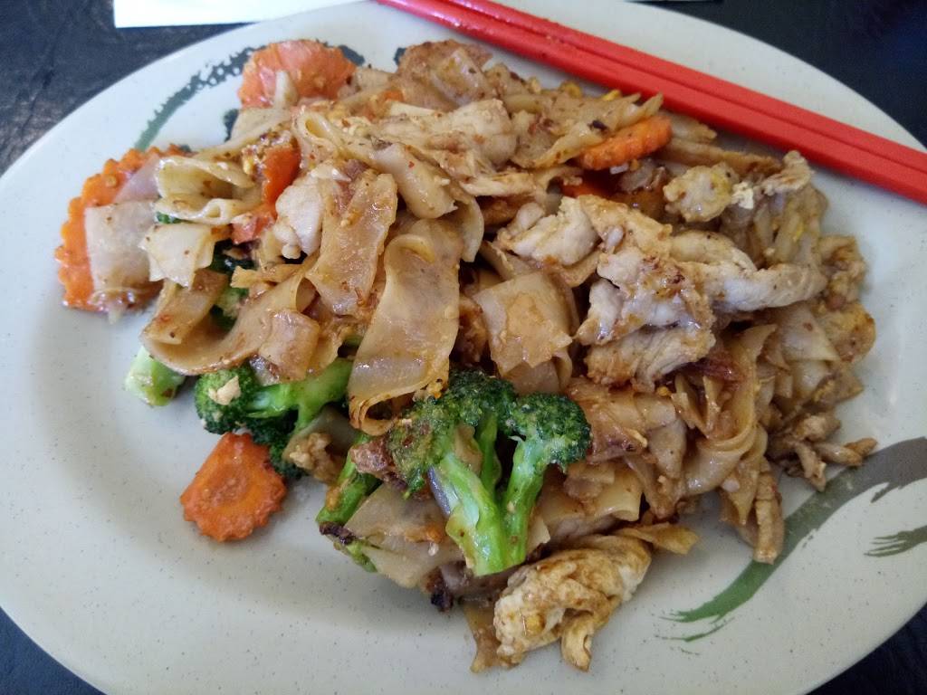 Thai Boat | restaurant | 3212 Broad St #140, San Luis Obispo, CA 93401, USA | 8055941638 OR +1 805-594-1638