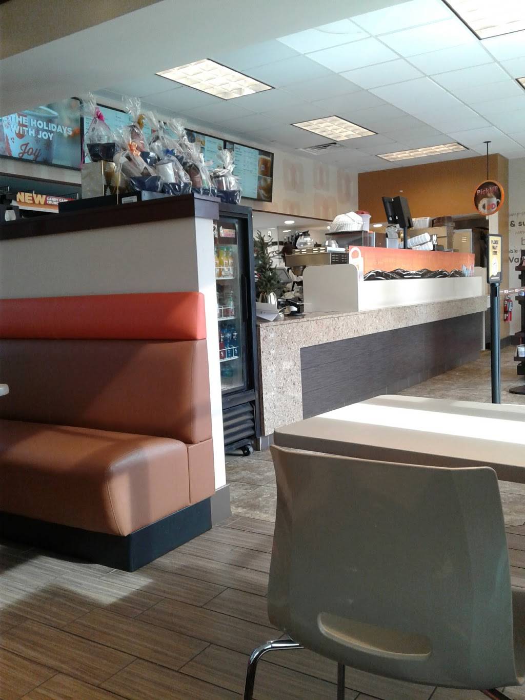 Dunkin | bakery | 1603 NE Jensen Beach Blvd, Jensen Beach, FL 34957, USA | 7723345536 OR +1 772-334-5536