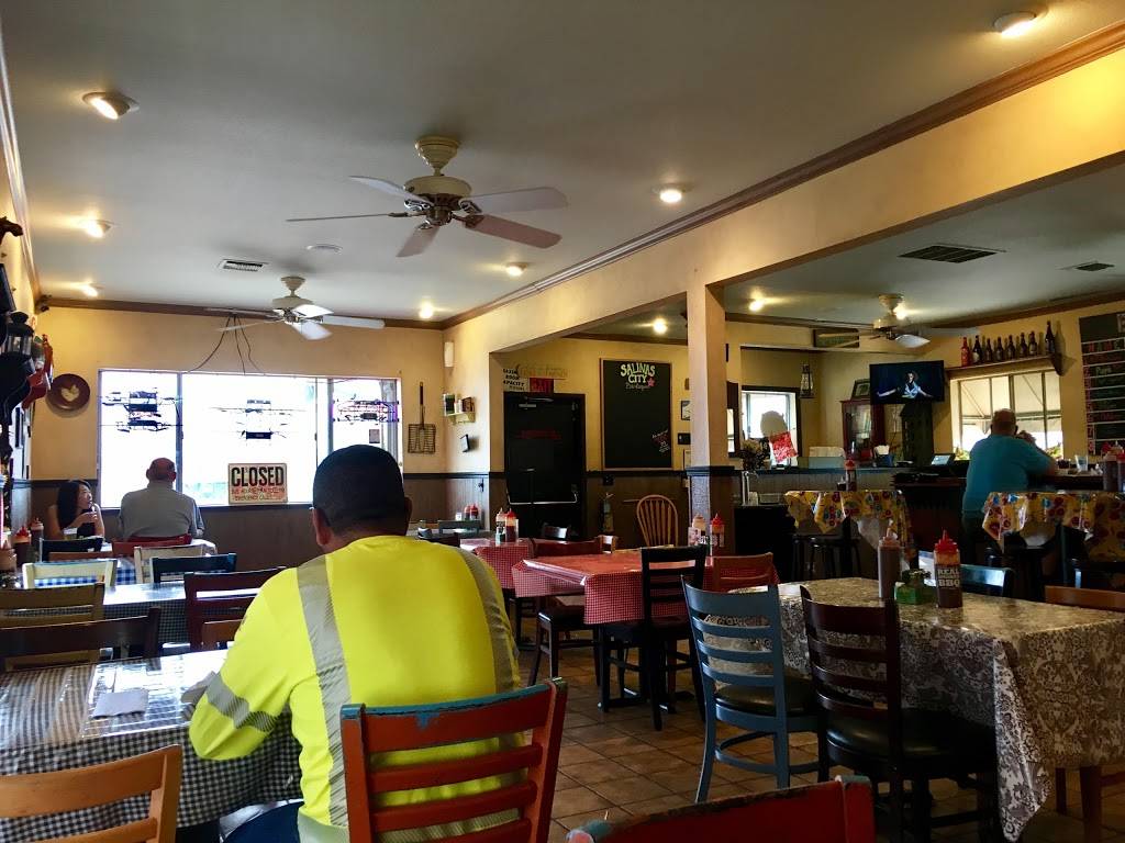 Salinas City BBQ | restaurant | 700 W Market St, Salinas, CA 93901, USA | 8317582227 OR +1 831-758-2227