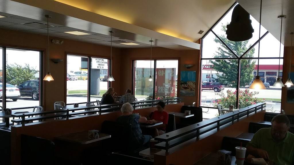 Arbys | restaurant | 3 Corvette Dr, Litchfield, IL 62056, USA | 2173246770 OR +1 217-324-6770