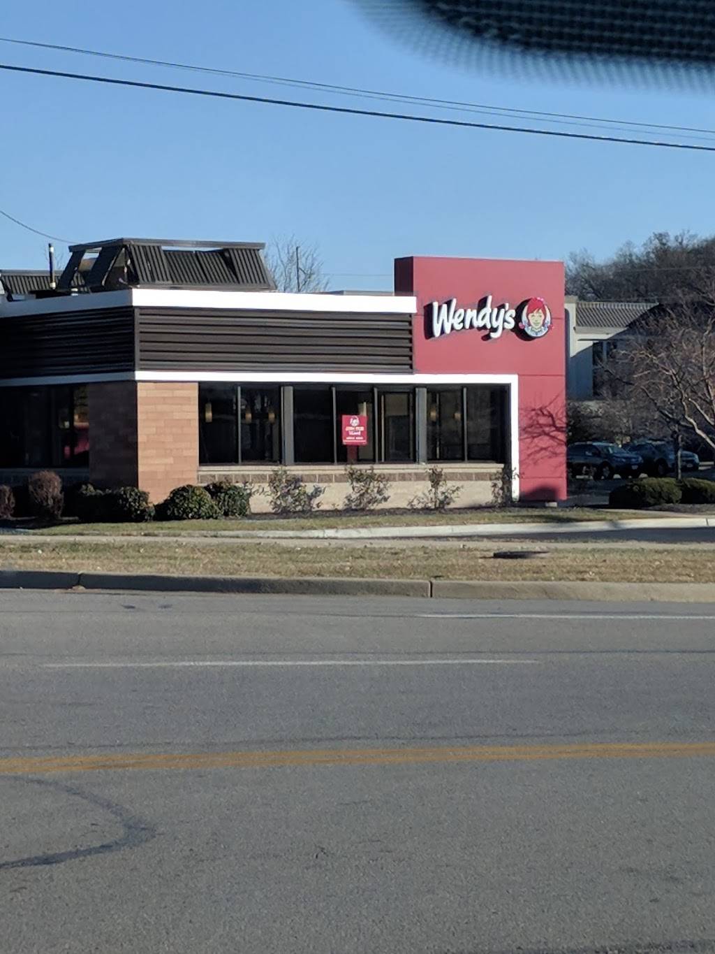 Wendys | restaurant | 7175 Renner Rd, Shawnee, KS 66217, USA | 9136311804 OR +1 913-631-1804
