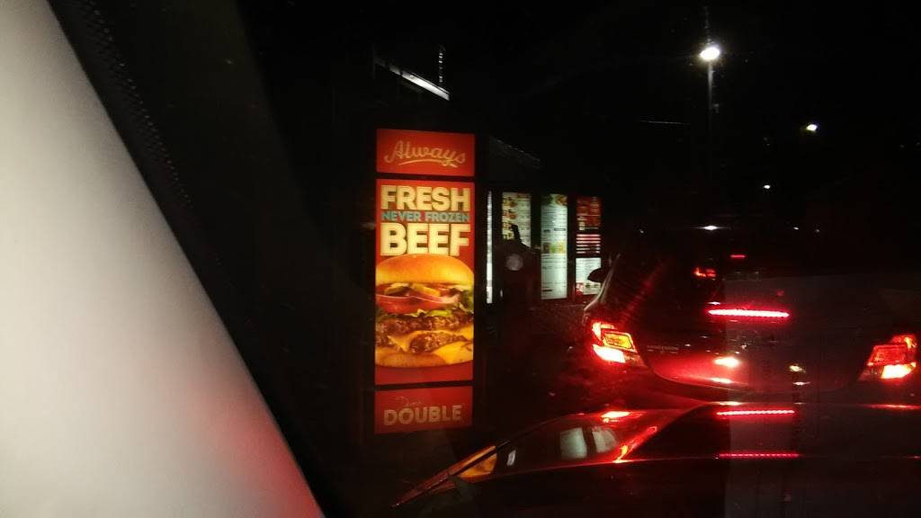 Wendys | restaurant | 202 B N Green St, Henderson, KY 42420, USA | 2708699460 OR +1 270-869-9460