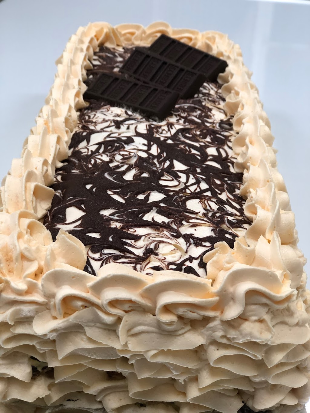 Dukat Traditional balkan food | restaurant | 7847 Ogden Ave, Lyons, IL 60534, USA | 7087771429 OR +1 708-777-1429