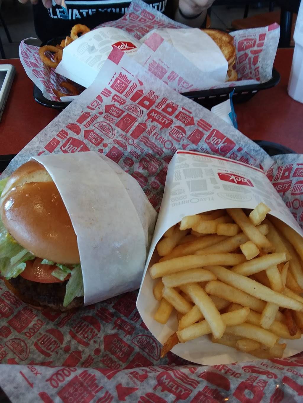 Jack in the Box | restaurant | 1951 Lander Ave, Turlock, CA 95380, USA | 2096345848 OR +1 209-634-5848