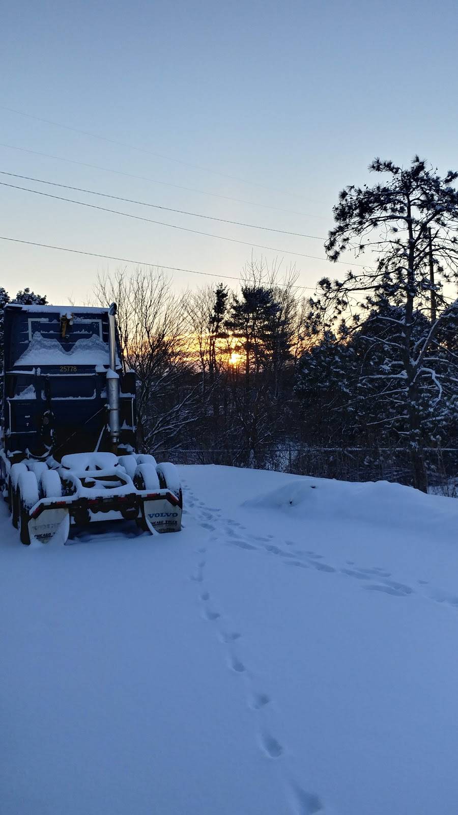 Pizza Hut | meal takeaway | 623 WI-82, Mauston, WI 53948, USA | 6088471717 OR +1 608-847-1717