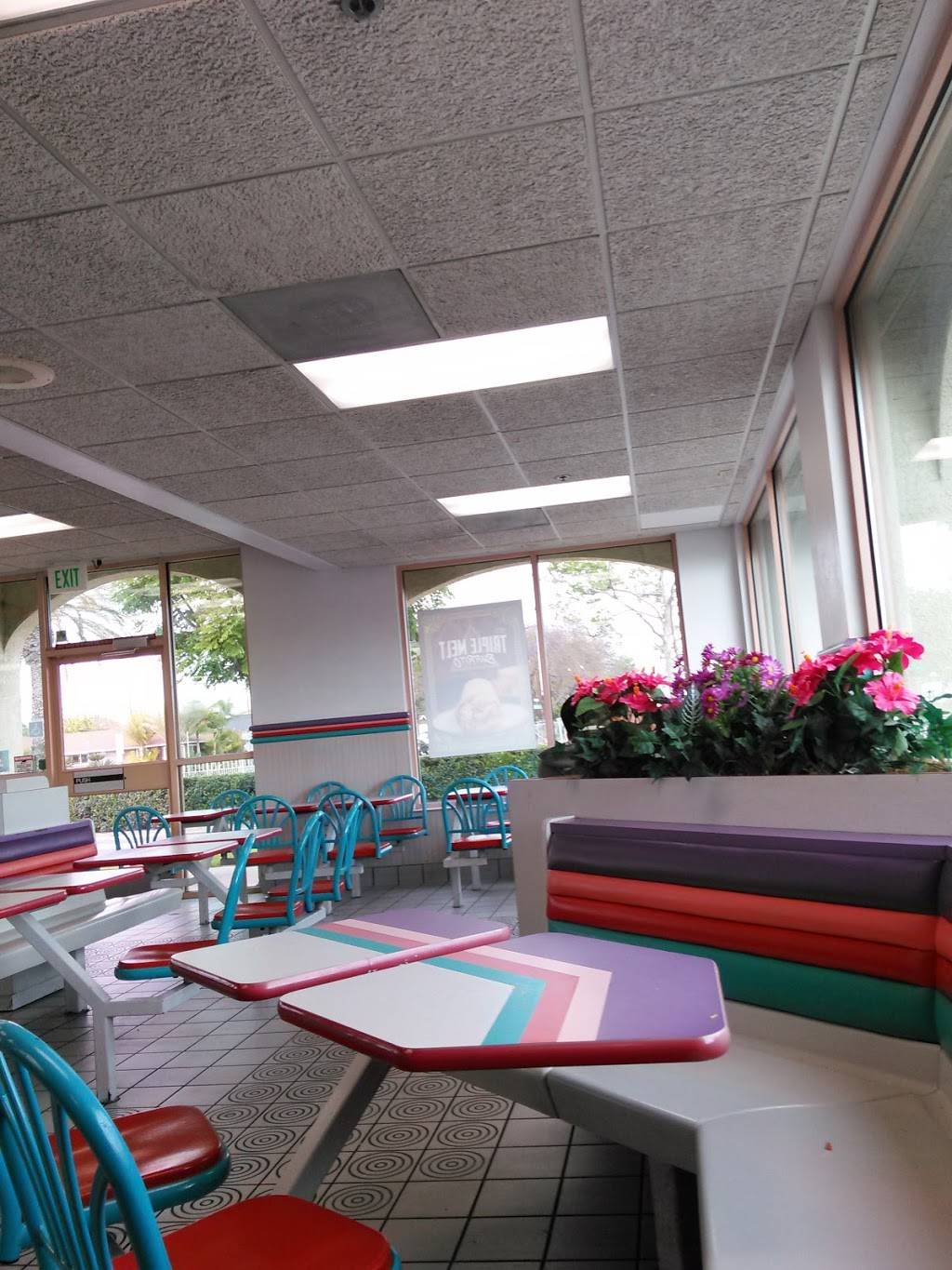 Taco Bell | meal takeaway | 1810 N Bristol St, Santa Ana, CA 92706, USA | 7149537344 OR +1 714-953-7344