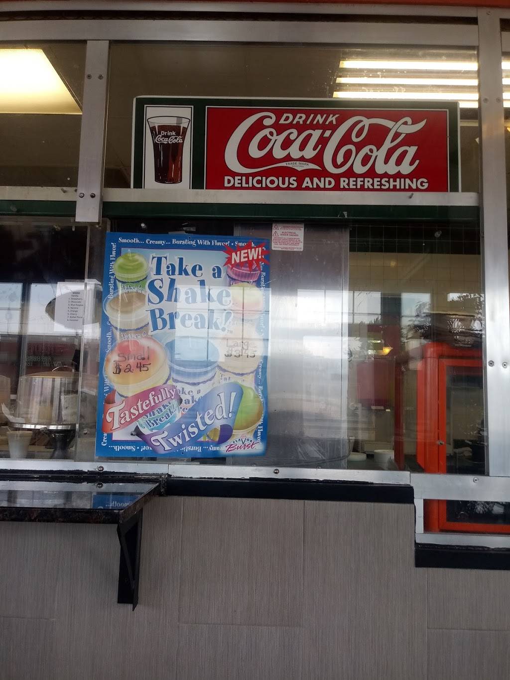 T&J Coney Island | restaurant | 13600 W 7 Mile Rd, Detroit, MI 48235, USA | 3138621931 OR +1 313-862-1931