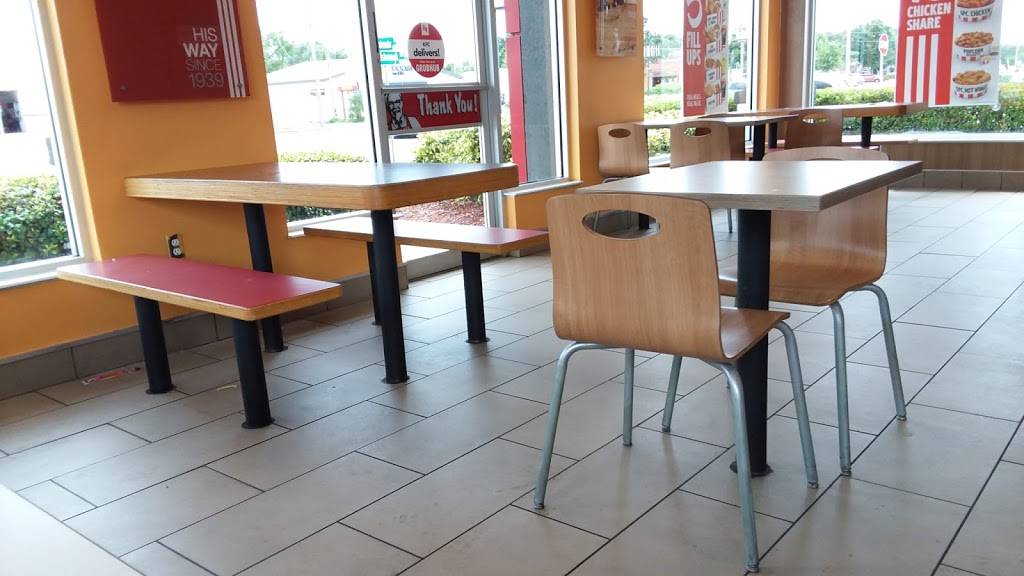 KFC | restaurant | 7605 W Hillsborough Ave, Tampa, FL 33615, USA | 8138844372 OR +1 813-884-4372
