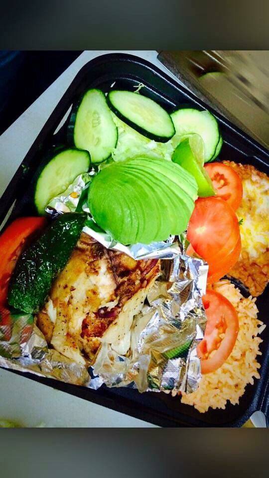 Taurinos Restaurant | restaurant | 433 E Alondra Blvd, Gardena, CA 90248, USA | 5624467213 OR +1 562-446-7213