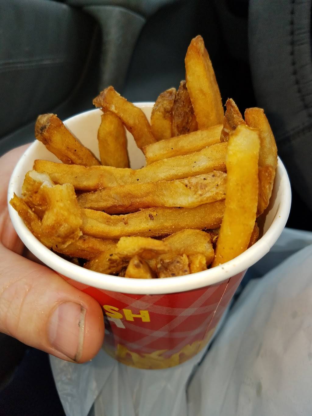 The Huddle Restaurant | restaurant | 817 W Lincoln Hwy, DeKalb, IL 60115, USA | 8157588899 OR +1 815-758-8899