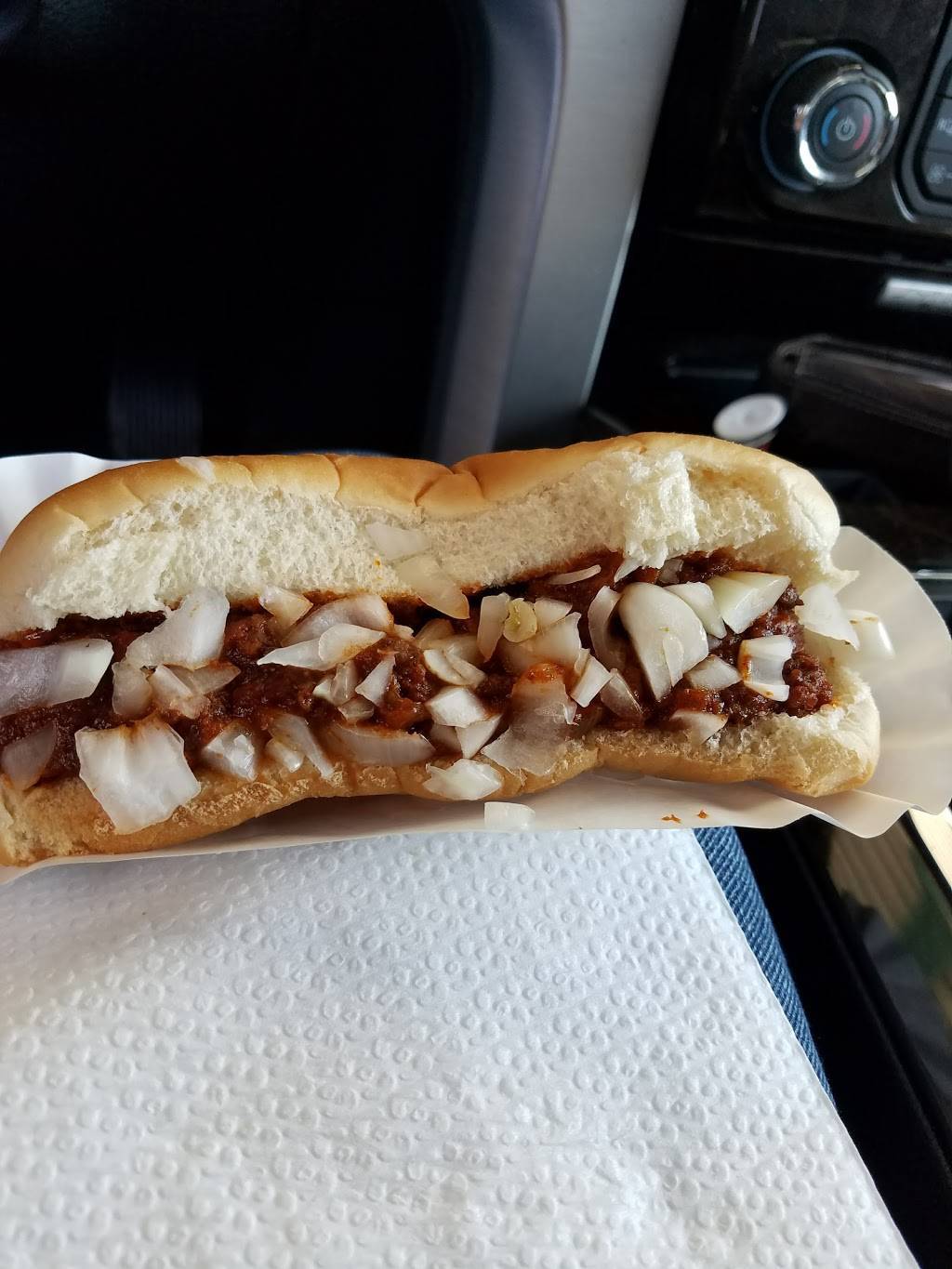 Lena Drive-Inn | restaurant | 304 N Freedom St, Lena, IL 61048, USA | 8153694317 OR +1 815-369-4317