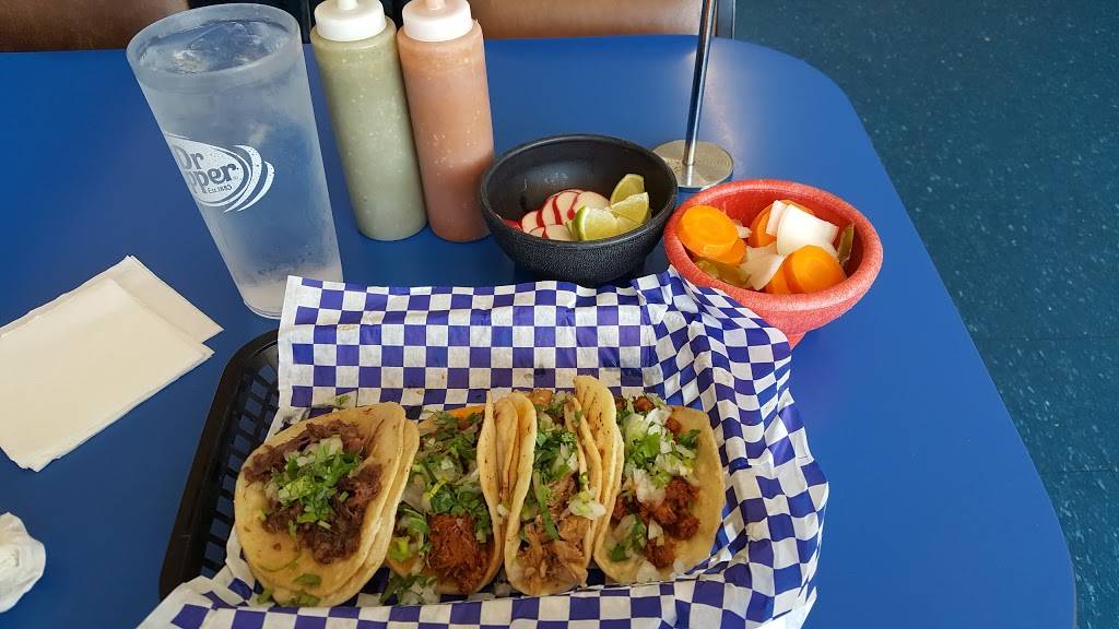 La Lotería Tacogrill | restaurant | 5920 NW 23rd St, Oklahoma City, OK 73127, USA | 4056011244 OR +1 405-601-1244